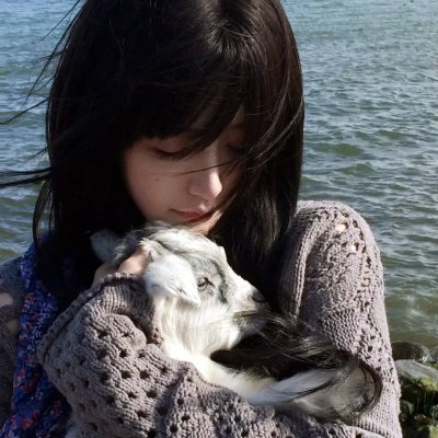 秀色依旧照清眸